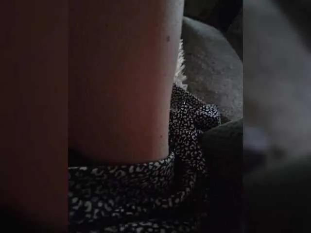 Offline -Princess-Kitana- on BongaCams