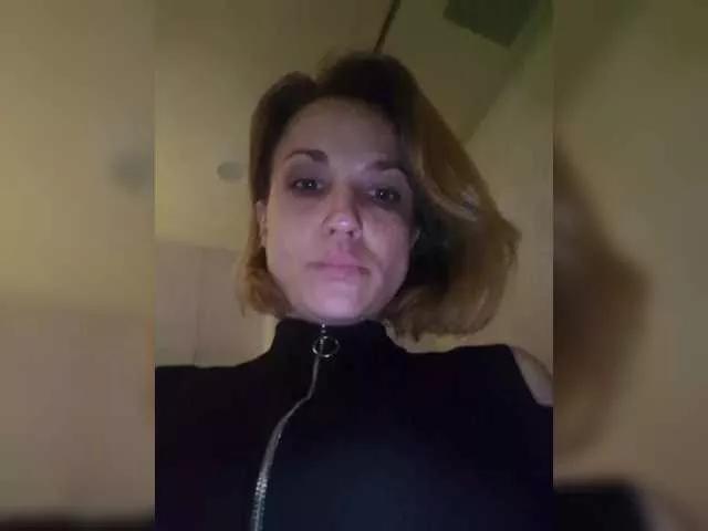 Offline -Princess-Kitana- on BongaCams