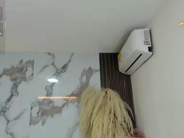 Offline aidaadams on BongaCams