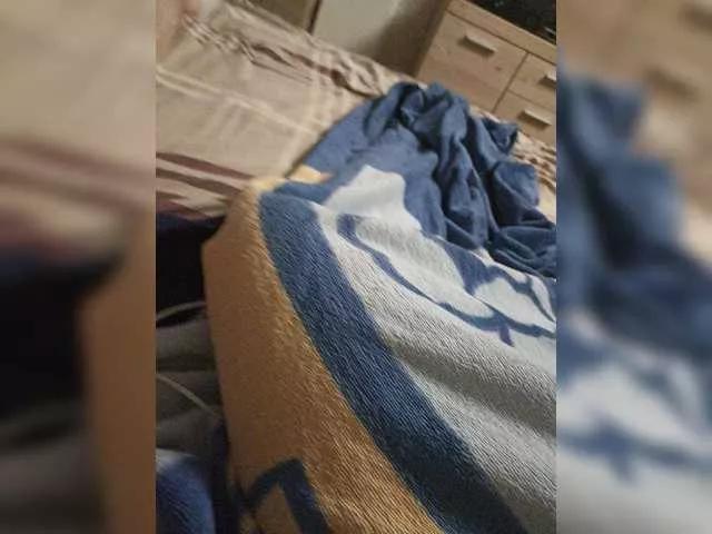 Offline Aleksaa-11 on BongaCams