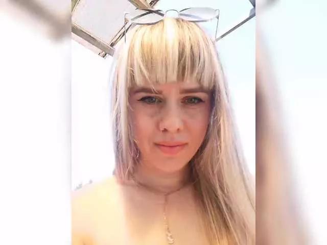 Offline AlisaKisa93 on BongaCams