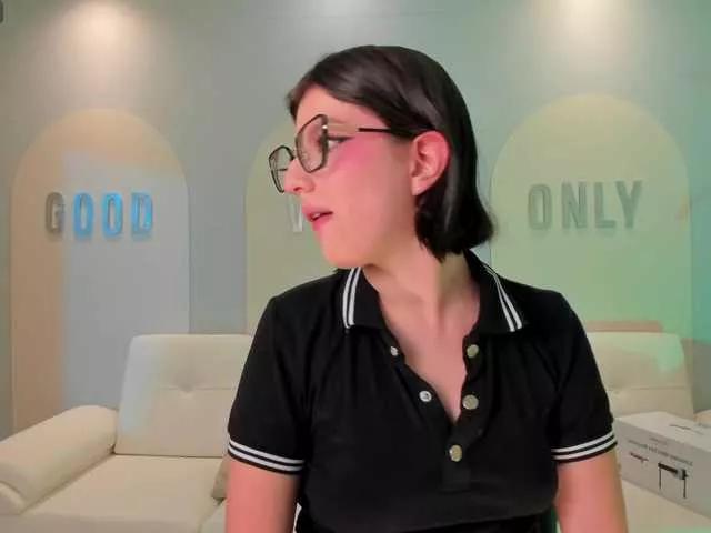 Offline AmberFarrell on BongaCams