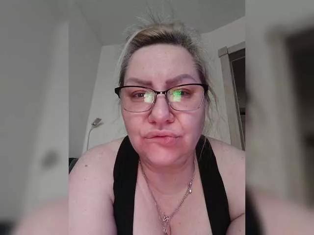 Offline AngelinaGlam on BongaCams