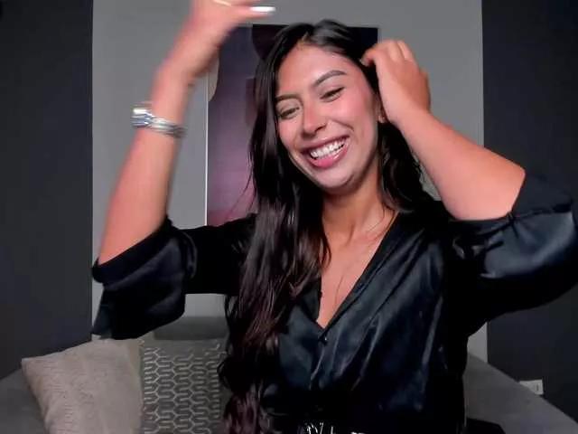 Offline ArianaDumont on BongaCams