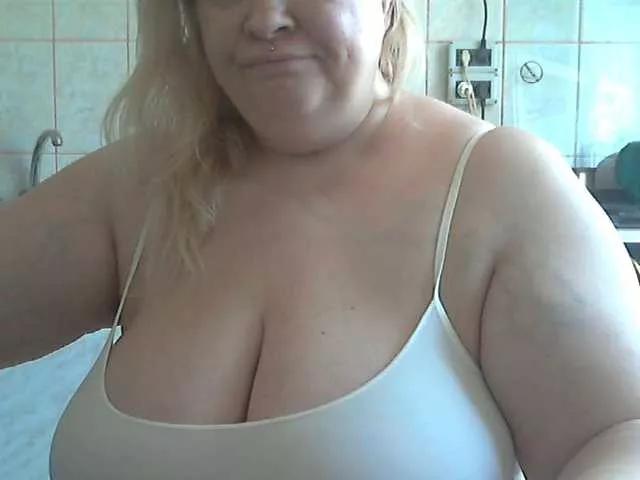 AriannaMilf on BongaCams 