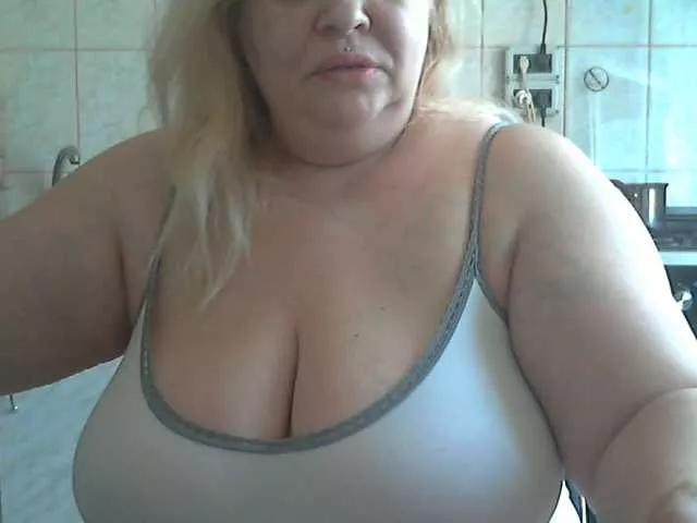 AriannaMilf on BongaCams 