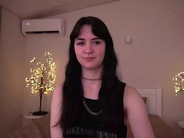 Freechat BerryDiva on BongaCams
