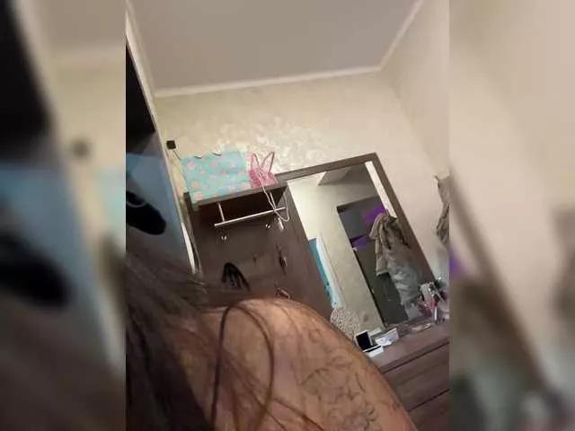 Freechat BettyBoom13 on BongaCams