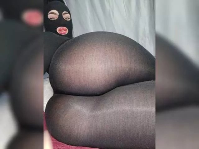 Freechat Big-ass---- on BongaCams