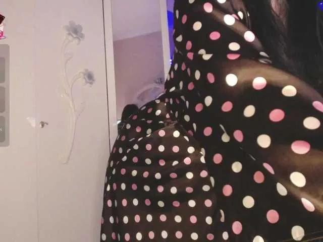 Freechat brunetochka77 on BongaCams