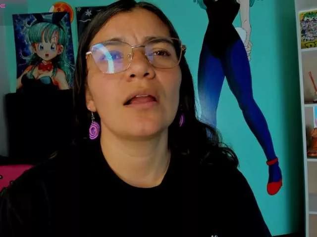 Offline bulma-hot- on BongaCams