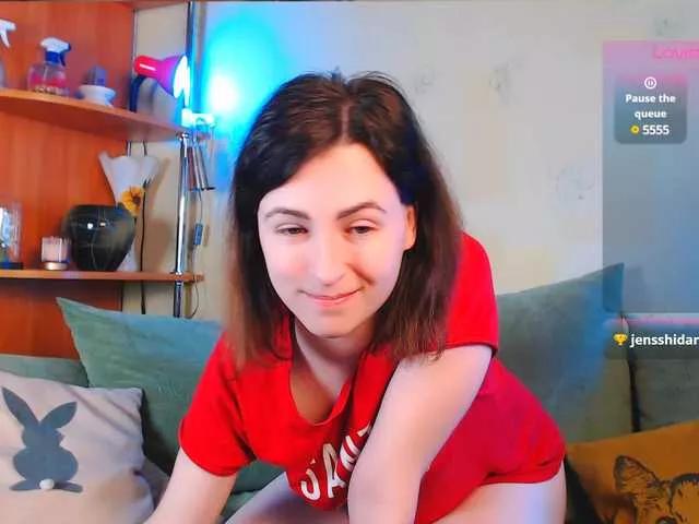 Offline Caroline1995 on BongaCams