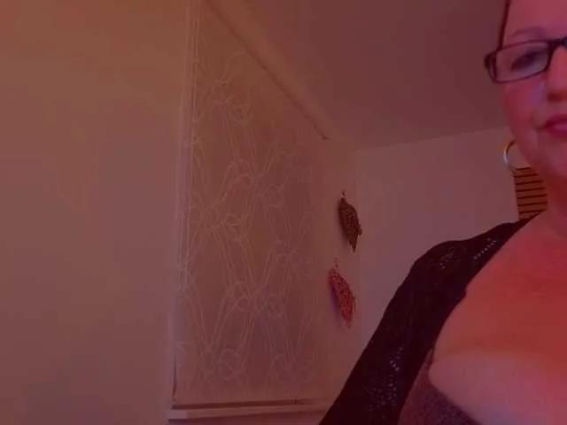 Connyat99 — Freechat on BongaCams