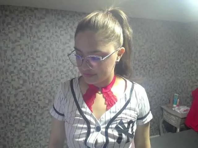 CrisstalPink — Im a hot  woman that loves to explore sexuality and meet cool people. I can be very friendly and if you get me in the mood, I will be very slutty and lustful! come with me and let`s be friends in our world of fantasies and desire