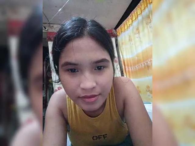 Offline cutiepinay on BongaCams