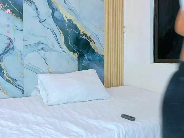 Offline daddyissues on BongaCams