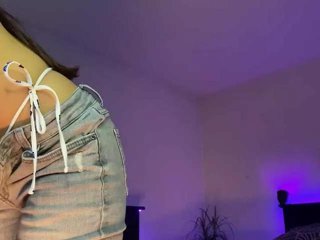 Offline dalmatian-girl on BongaCams