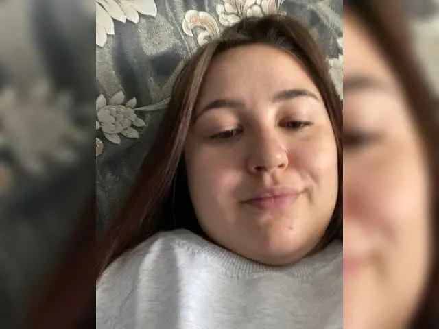 Diana13a on BongaCams