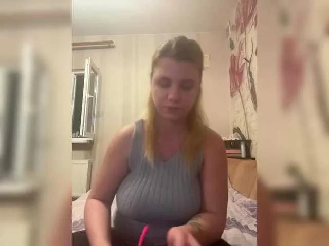 Offline Dollye on BongaCams
