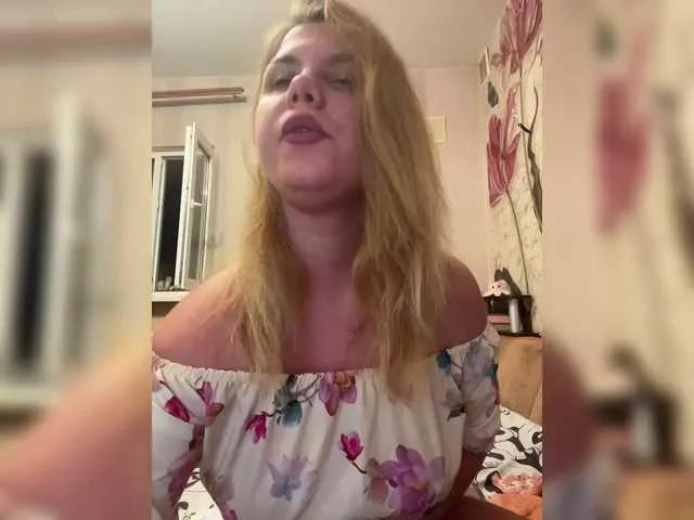 Offline Dollye on BongaCams