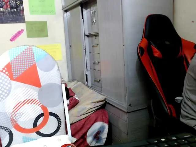 Offline DreamTeachFlame on BongaCams