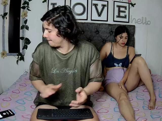 Offline Emy23Jack23 on BongaCams