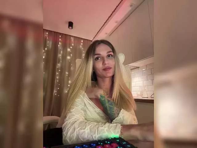 Offline EnlivenLuv on BongaCams