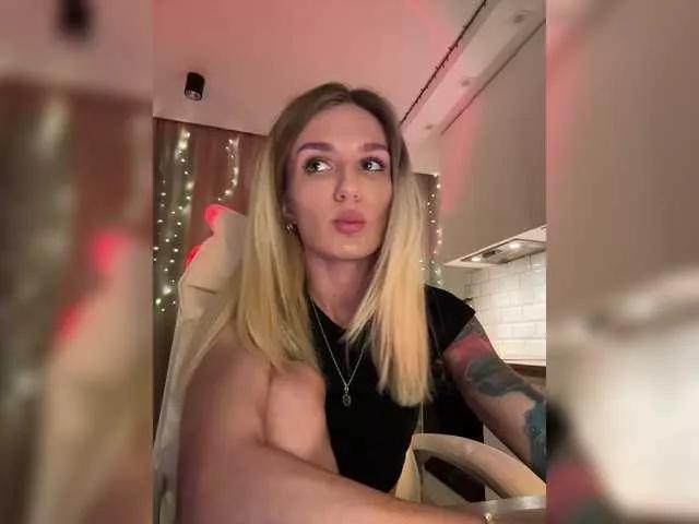 Offline EnlivenLuv on BongaCams