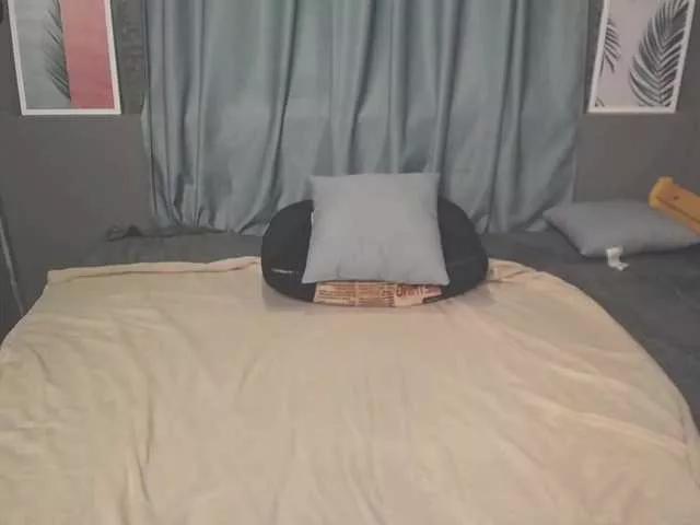 Offline EveLibston on BongaCams