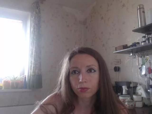 Offline GLAMYR252 on BongaCams