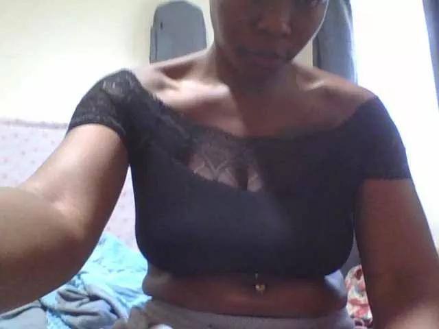 Freechat goddess-soriyah on BongaCams