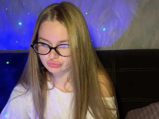 HeyBelly — Freechat on BongaCams