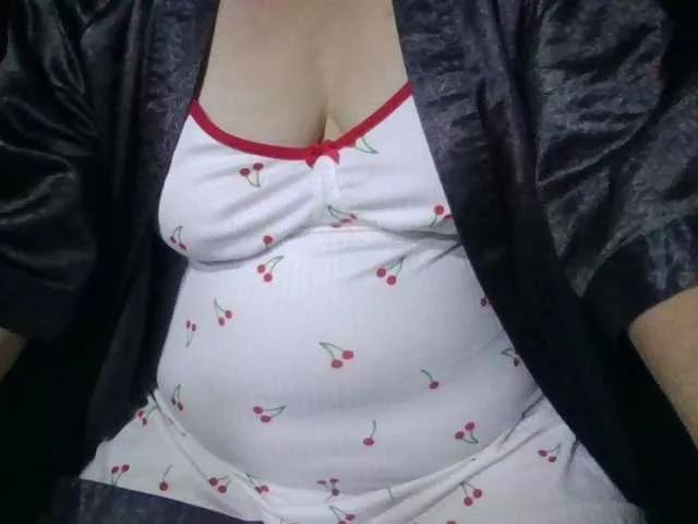 Offline HotSqrt4u on BongaCams