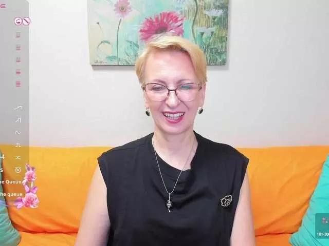 Offline iamyourdream89 on BongaCams