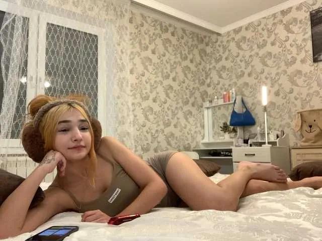 Karyy — Freechat on BongaCams