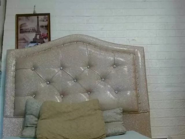 KataleyaStiward on BongaCams