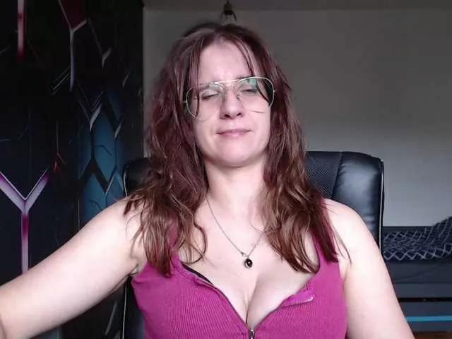Offline KayaCute on BongaCams