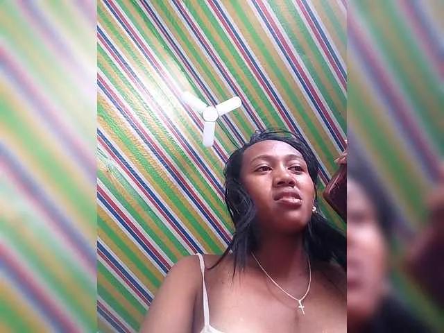 BongaCams Keirah is Freechat Keirah — Handsome guy