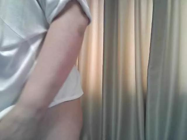 Offline KickaIricka on BongaCams