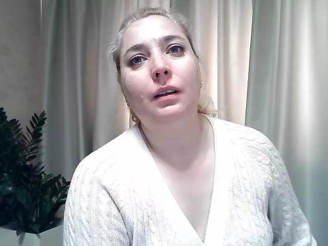 Offline KickaIricka on BongaCams