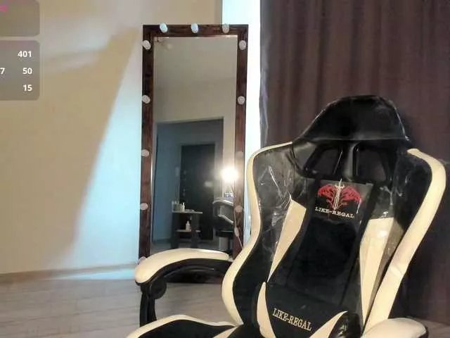 Freechat lanayounes on BongaCams