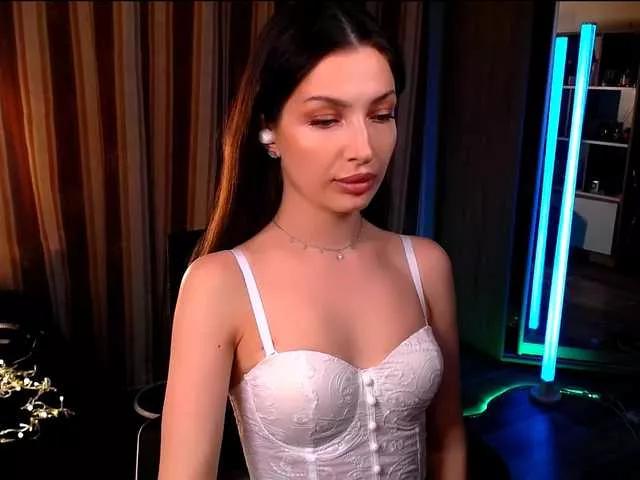 Offline LauraBess on BongaCams
