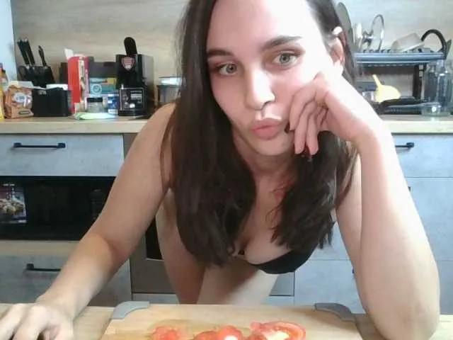 Freechat likewomansOne on BongaCams