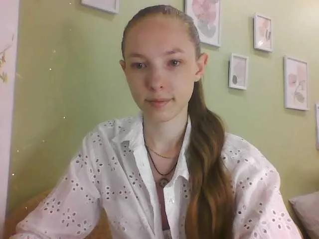BongaCams Lili-0508 is Freechat Lili-0508 — I love confident eyes, teasing words, slow tension. Flirting, soft dominance, and a man who knows what he wants but asks with charm - that drives me wild.