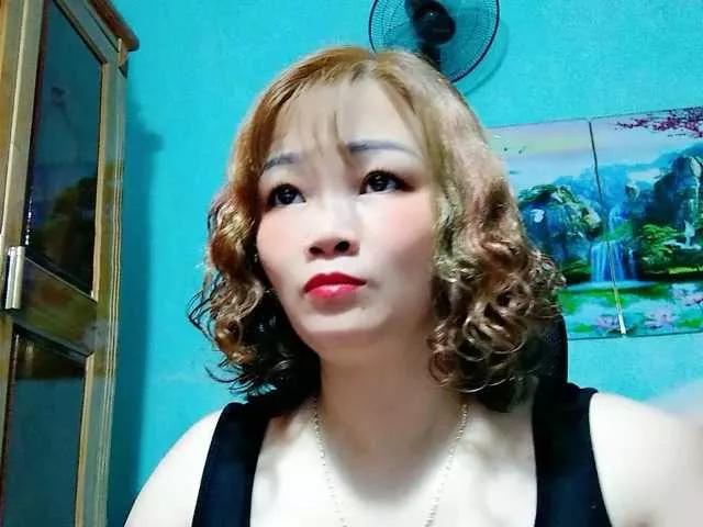 Offline Linhanhsex2k on BongaCams