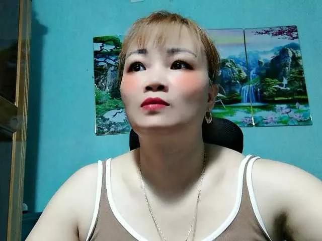 Offline Linhanhsex2k on BongaCams
