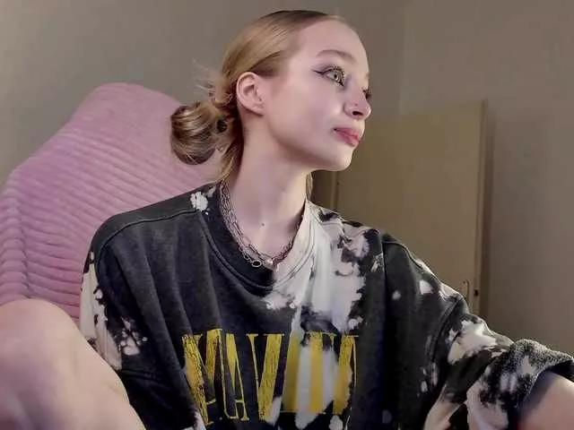 Offline LISABABYMETAL on BongaCams