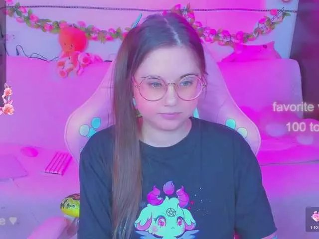 Freechat LittleKitsune on BongaCams