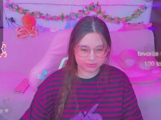 Freechat LittleKitsune on BongaCams