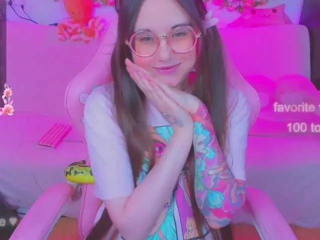 Freechat LittleKitsune on BongaCams